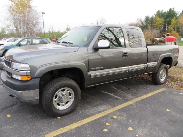 CHEVROLET in great condition 2002 CHEVROLET SILVERADO 2500 HEAVY DUTY