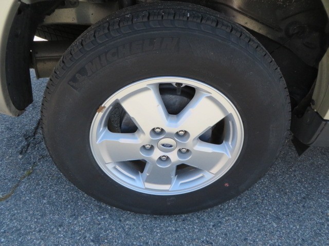 FORD in great condition 2012 FORD ESCAPE XLT