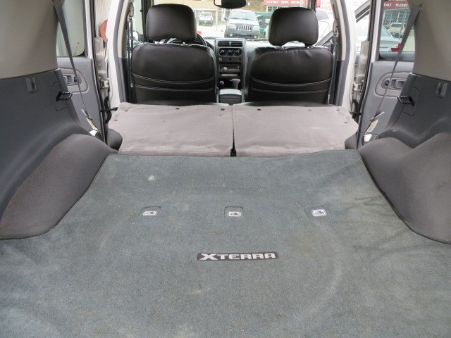 2004 NISSAN XTERRA XE