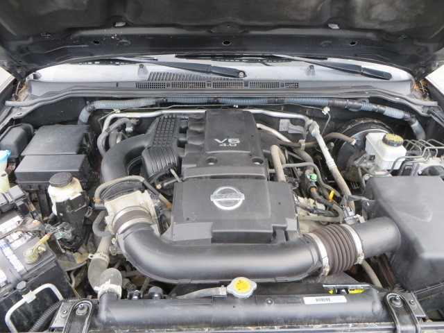NISSAN in great condition 2009 NISSAN FRONTIER KING CAB SE