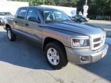 2011 DODGE DAKOTA SLT $18,450