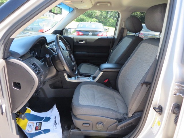 buy new FLEX in ROCHESTER 2012 FORD FLEX SE